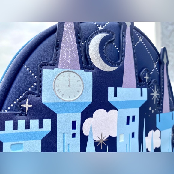 Cinderella Castle♠️Glow In The Dark Backpack main image 6